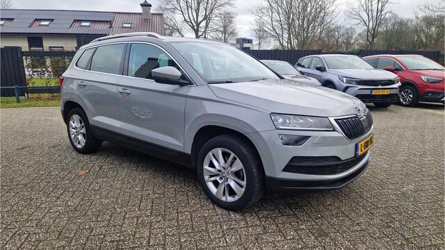 Skoda Karoq 1.5TSi Automaat Edition Plus PanoramaDak / Camera / Navi / Dakrail Chroom