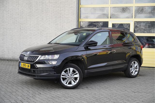 Skoda Karoq 1.0 TSI Business Edition BJ2021 Lmv 17" | Led | Pdc | Navi | App-Connect | Climate control | Cruise control | Extra getint glas