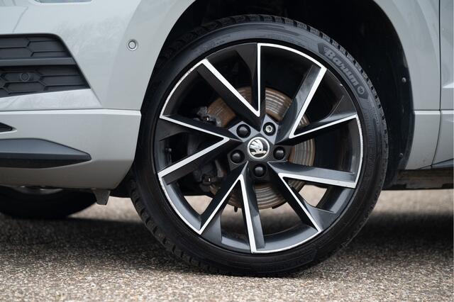 Skoda Karoq 1.5 TSI ACT Sportline Business | Trekhaak | Adapt. Cruise | Camera | 19" | Winterpakket