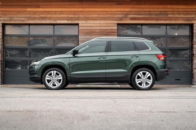 Skoda Karoq 1.5 TSI DSG 150pk | Pano | ACC | Trekh. | Apple CarPlay & Android Auto |