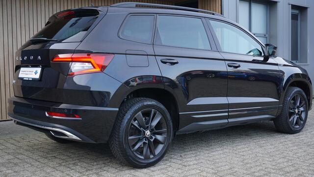 Skoda Karoq 1.5 TSI 150pk Sportline Business Virtual Navi A-Camera Sfeerverlichting Adaptive Cruise Keyless LED 88140km!