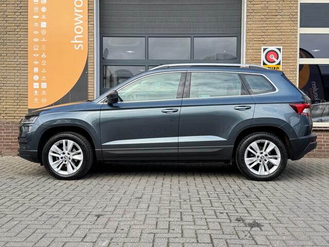 Skoda Karoq 1.0 TSI BUSINESS ED. PLUS HALF LEDER/PANODAK/LED/CARPLAY