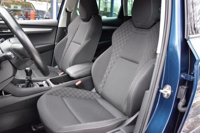 Skoda Karoq 1.0 TSI 110PK Business Edition | Org. NL | BOVAG Garantie | Trekhaak | Navigatie | Apple Carplay/Android Auto | PDC Achter | Cruise & Climate Control |