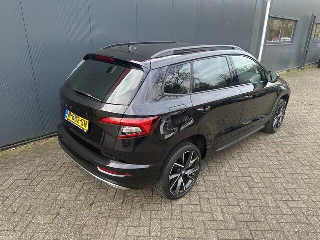 Skoda Karoq 1.5 TSI ACT Sportline Business | Digital dashbord | Stoelverwarming