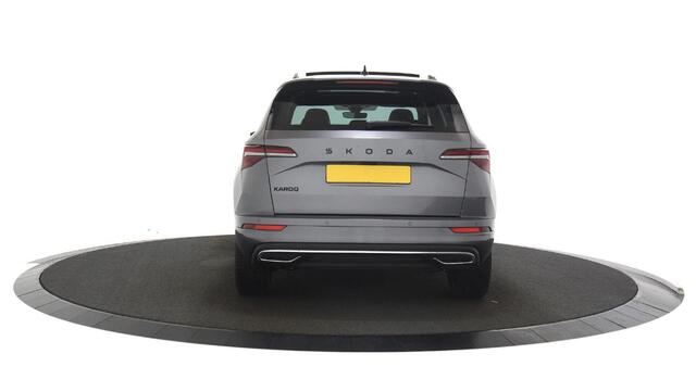 Skoda Karoq 1.5 TSI ACT Sportline Business Leer / Panoramadak / Camera 360