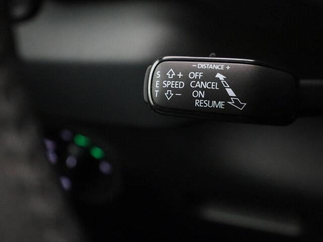 Skoda Karoq 1.5TSI/150PK ACT Sportline DSG · Panoramadak · 360°Camera + Parkeersensoren · Navigatie · Garantie t/m 27-02-2030 of 100000km