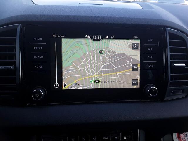 Skoda Karoq 1.5 TSI 150pk Automaat Sportline / Trekhaak / Adaptive Cruise / Navigatie