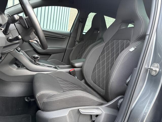 Skoda Karoq 1.5 TSI ACT Sportline Business | Elk. A-klep | Camera | Lane Assist | Stoel & Stuur verw. | Prijs Rijklaar!!