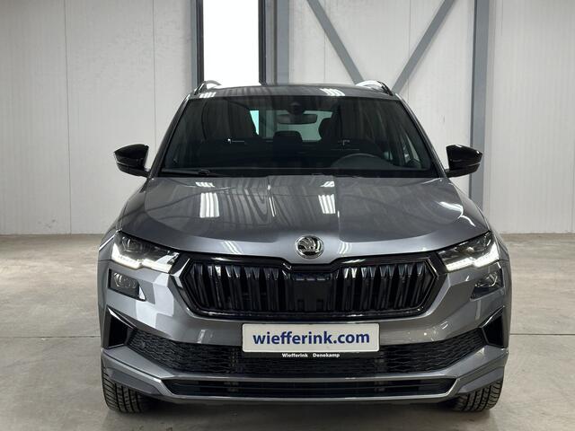 Skoda Karoq 1.5 TSI ACT Sportline Business DSG | Elek. Trekhaak | Navigatiepakket | ACC | Ambient Lighting