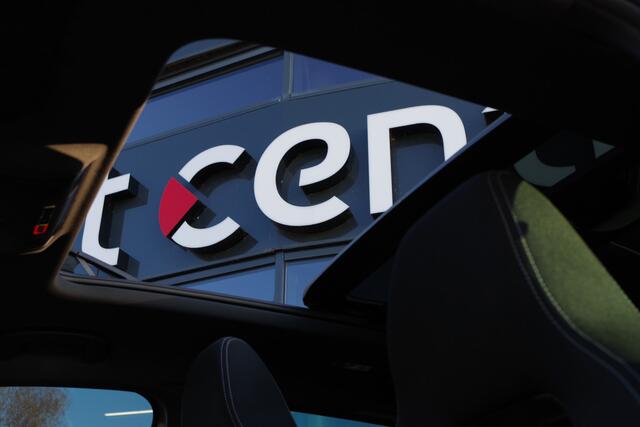 Skoda Karoq 1.5 TSI 150 PK Automaat ACT Sportline Business, Panoramadak, Winterpakket, Adap. Cruise Control, Keyless