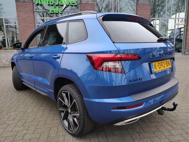 Skoda Karoq 1.5 TSI DSG ACT Sportline Business Trekhaak - Panoramadak - Adaptieve Cr.control -Premium audio - Dodehoek detectie