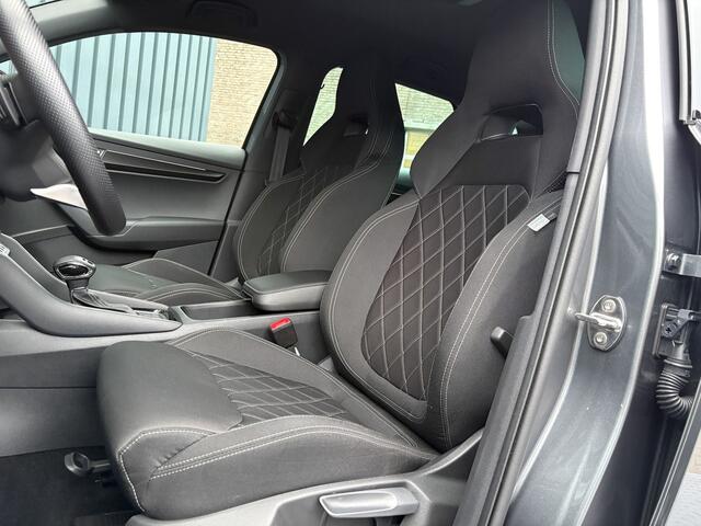 Skoda Karoq 1.5 TSI ACT Sportline Business | 360 Camera | Side Assist | Canton | Elk. A-klep | Prijs Rijklaar!!