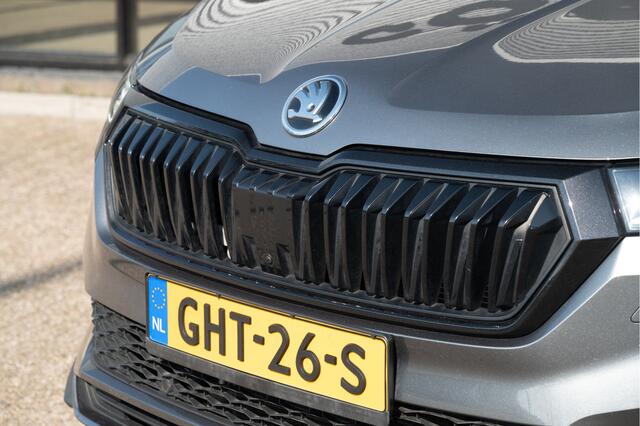 Skoda Karoq 1.5 TSI ACT Sportline Business | Trekhaak | Canton | 360 cam | Travel Assist | Winterpakket