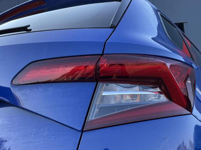 Skoda Karoq 1.0 TSI Ambition Business - Navigatie - Lichtmetalen Velgen - Stoelverwarming - Cruise Control