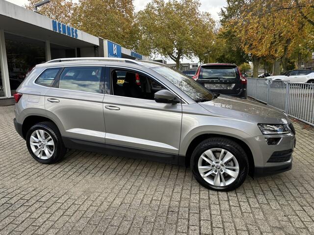 Skoda Karoq 1.5 TSI DSG Style Keyless navi PDC V+A