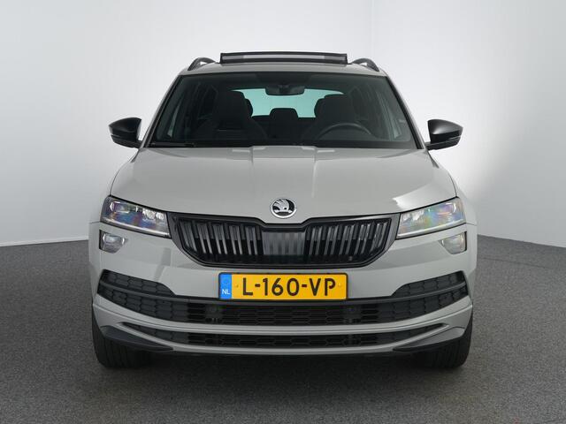Skoda Karoq 1.5 TSI ACT Sportline Business | Pano | Winterpakket | ACC | Keyless | Camera | Dodehoeksensor |