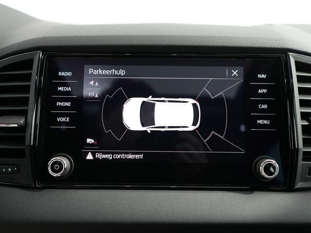 Skoda Karoq 1.5 TSI ACT Sportline Business | Pano | Winterpakket | ACC | Keyless | Camera | Dodehoeksensor |