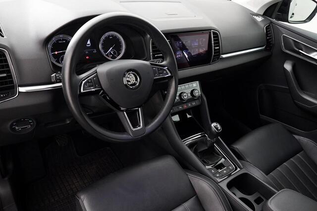 Skoda Karoq 1.5 TSI ACT Style TREKHAAK | PANO | LEDER | STANDKACHEL | CAMERA | DEALERONDERHOUDEN