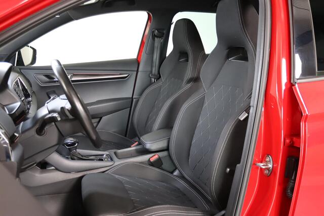 Skoda Karoq 1.5 TSI ACT Sportline Business Cruise Control, Bluetooth, Apple CarPlay/Android Auto, Stoelverwarming