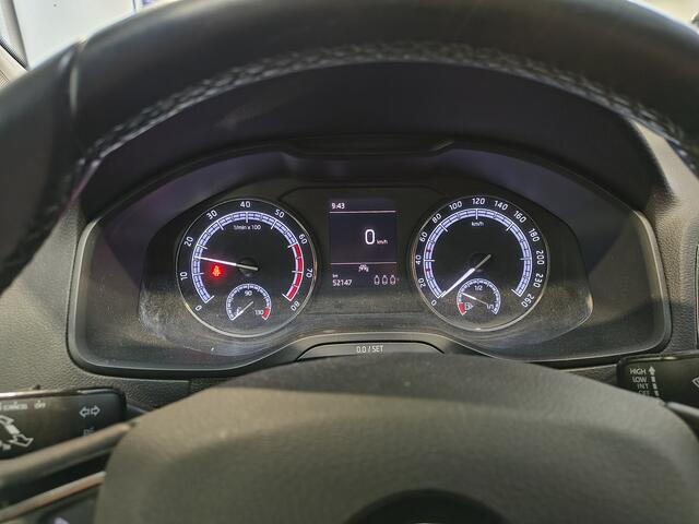 Skoda Karoq 1.0 TSI 115 pk Edition | Stoelverw. | Apple Carplay | Cruise | PDC | 17" | Pr. glass