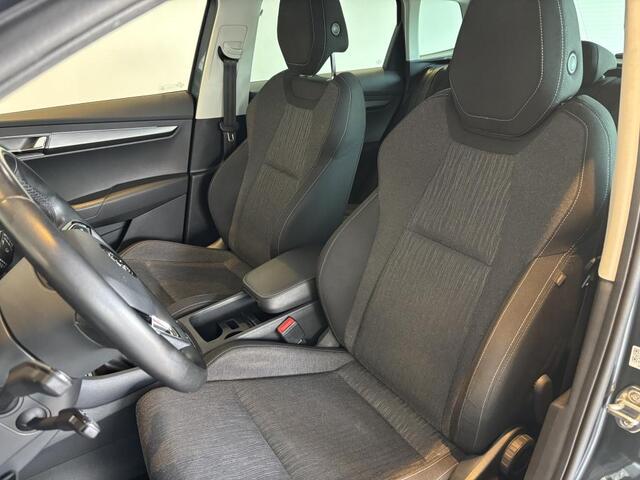 Skoda Karoq 1.0 TSI Business Edition Stoelverwarming, Carplay