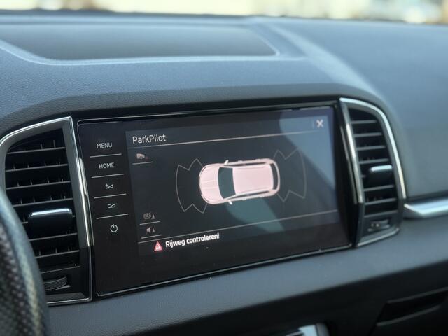 Skoda Karoq 1.5 TSI 150pk | Panoramadak | Achteruitrijcamera