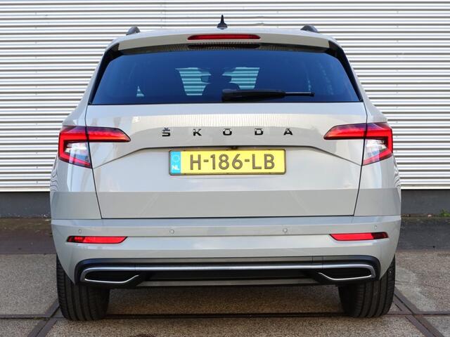 Skoda Karoq 1.5 TSi ACT DSG7 Sportline Business I NL-Auto I Pano I LED I Virtual I