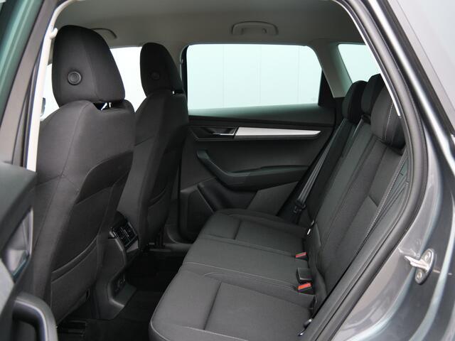 Skoda Karoq 1.5 TSI ACT Business Edition 150 Pk Automaat Apple Carplay / Camera / DAB / PDC