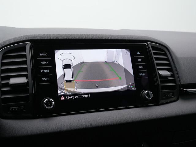 Skoda Karoq 1.5 TSI 150 pk DSG ACT Sportline Business | Trekhaak | Achteruitrijcamera | Adaptive Cruise | Stoelverwarming | Navigatie | Side Assist