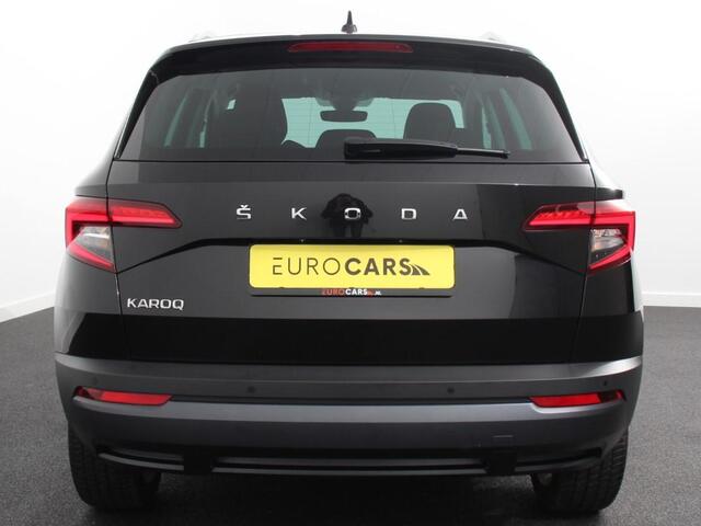 Skoda Karoq 1.5 TSI 150pk Automaat Style Climate Control Cruise Control LED Lichtmetalen velgen Navigatie Apple Carplay/ Android Auto Keyless