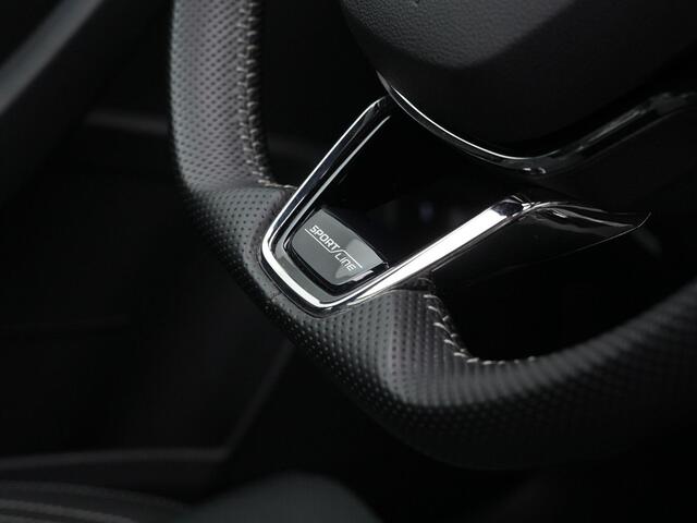 Skoda Karoq 1.5 TSI 150 pk DSG ACT Sportline | Panoramadak | Matrix LED | Achteruitrijcamera | Elektrische achterklep | Stuur-/stoelverwarming