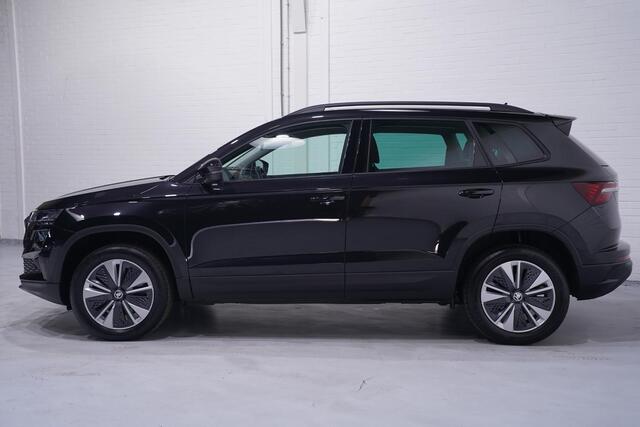 Skoda Karoq 1.5 TSI ACT Business Edition Plus NAP Clima Winterpakket Navi Camera PDC v+a Voorruitverwaming