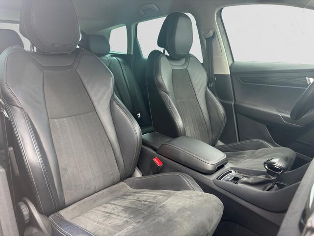 Skoda Karoq 1.5 TSI ACT Business Edition Aut- Carplay, Android Auto, Trekhaak, Camera, Virtual Cockpit