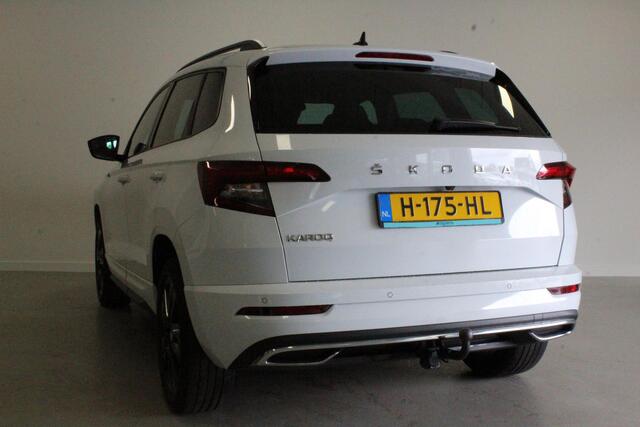 Skoda Karoq 1.5 TSI ACT Sportline Business | CANTON | TREKHAAK | ACC | BLINDSPOT | CAMERA | STOEL-VERW | NAVI | LMV |