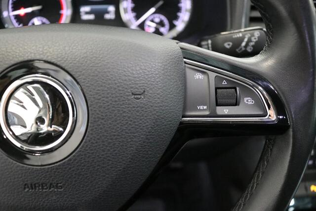 Skoda Karoq 1.0 TSI Business Edition | Camera | Stoelverw. | Navi | Dealer OH | NL AUTO |