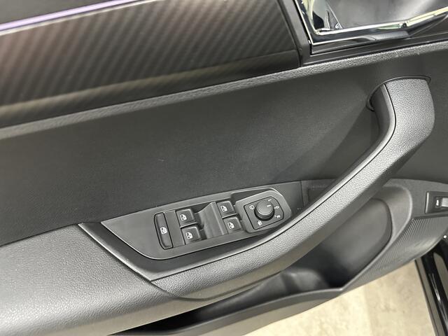 Skoda Karoq 1.5 TSI 150pk ACT Sportline Business | Elek. Trekhaak | Elk. panodak | Navi