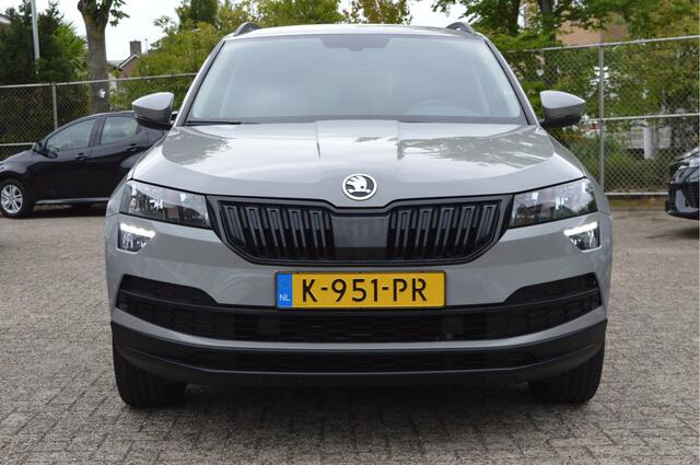 Skoda Karoq 1.5 TSI ACT Busn Ed. NL-Auto / Virtual / Clima / Steel gray
