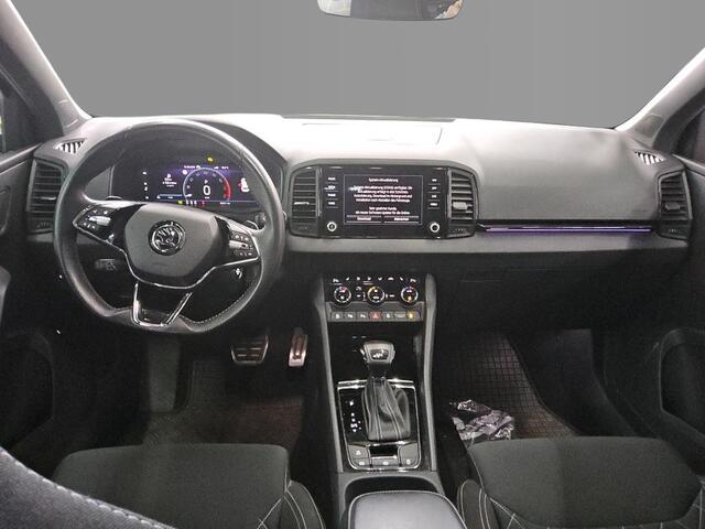 Skoda Karoq 1.5 TSI 150pk Automaat Sportline Business / Trekhaak / 19 inch l.m. / Travel Assist