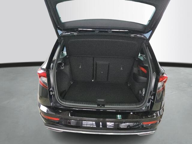 Skoda Karoq 1.5 TSI 150pk Automaat Sportline Business / Trekhaak / 19 inch l.m. / Travel Assist