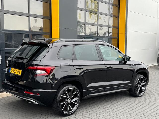 Skoda Karoq 1.5 TSI Sportline Business Panodak Camera Trekhaak wegklapbaar