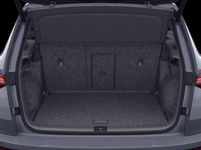 Skoda Karoq Sportline Ultimate 1.5 TSI 150 PK | Automaat | Trekhaak | Elektrische achterklep | Dodehoek sensor |