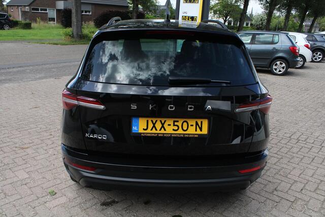 Skoda Karoq 1.5 TSI ACT Sportline Business LED, Carplay, Keyless, Cruise, Climate, Achteruitrijcamera, Stoelverwarming, Stuurverwarming, Navi, 16" LMV