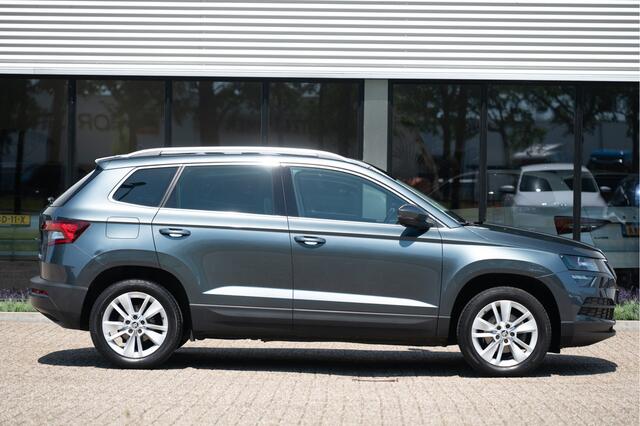 Skoda Karoq 1.5 TSI ACT Style DSG | Trekhaak | Navi | Camera | ACC | Sportstoelen