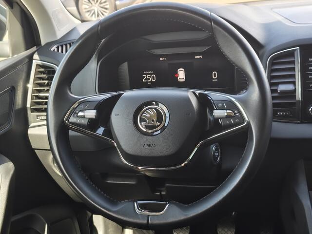 Skoda Karoq 1.5 TSI ACT Business Edition | Sensoren v/a | Achteruitrijcam. |