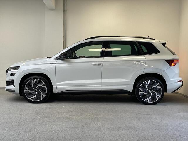 Skoda Karoq 1.5 TSI ACT Sportline | TREKHAAK | MATRIX LED | ACC | CAMERA | KEYLESS |