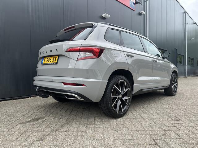 Skoda Karoq 1.5 TSI ACT Sportline Business | Trekhaak | Carplay | Navi