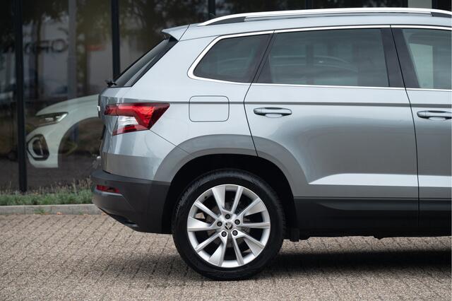 Skoda Karoq 1.0 TSI Style | Trekhaak | ACC | Camera | Navi | Apple CarPlay | Stoelverw. | 4season