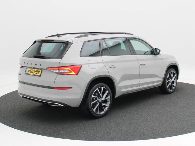 Skoda Kodiaq 1.5 TSi 150 Pk Automaat Sportline Business | Panorama Dak | Camera | Carplay | Adaptive Cruise | Canton Audio | LED | Elektrische Achterklep | 20 Inch