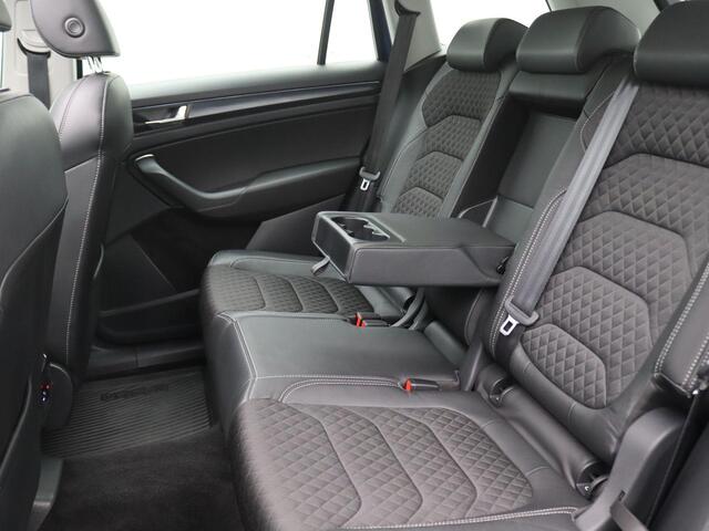 Skoda Kodiaq 1.5 TSI Limited Business Edition 150PK DSG Pano-Schuifdak, Adaptieve Cruise Controle, Canton Audio, Keyless, Achteruitrijcamera, Navi, Clima, Trekhaak, 18" LM Velgen