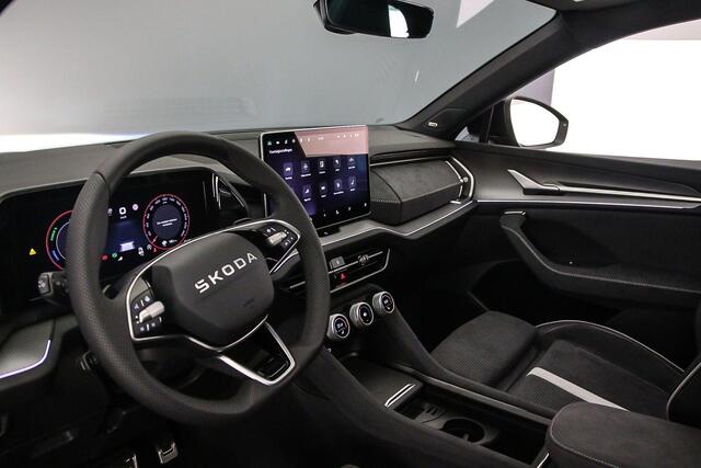Skoda Kodiaq Sportline Business 1.5 TSI PHEV 204pk DSG Automaat Trekhaak, Panoramadak, Elektrische achterklep, Achteruitrijcamera, Adaptive cruise control, LED matrix koplampen